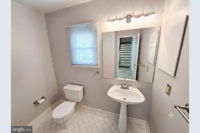 6908 10 Timbers Lane, Baltimore, MD 21209 - Photo 4