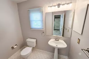 6908 Ten Timbers Ln, Baltimore, MD 21209 - Photo 4