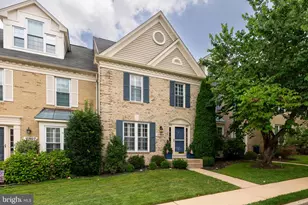 11905 Thurloe Dr, Lutherville Timonium, MD 21093 - Photo 1