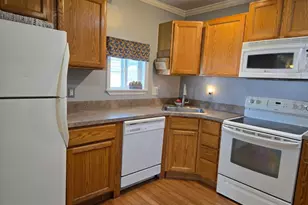 204 2nd Ave, Baltimore, MD 21227 - Photo 14