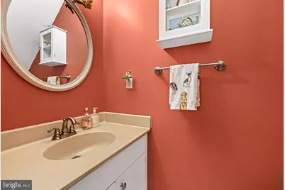 18 Stone Manor Court, Towson, MD 21204 - Photo 10