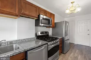 2922 Sollers Point Rd, Baltimore, MD 21222 - Photo 2