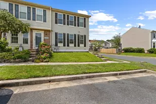 5411 Castlestone Dr, Baltimore, MD 21237 - Photo 2