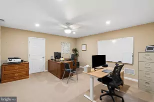 300 Chapelwood Ln, Lutherville Timonium, MD 21093 - Photo 36
