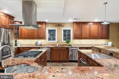 300 Chapelwood Lane, Lutherville Timonium, MD 21093 - Photo 32