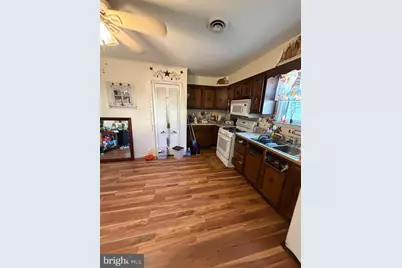 210 3rd Avenue, Baltimore, MD 21227 - Photo 6