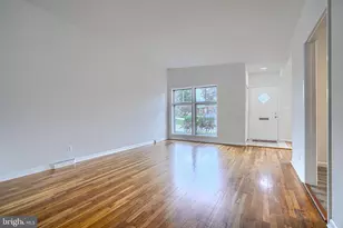 2421 Forest Green Rd, Baltimore, MD 21209 - Photo 10