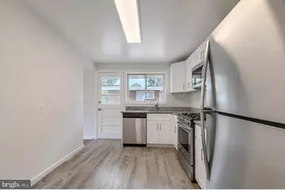 2421 Forest Green Road, Baltimore, MD 21209 - Photo 4