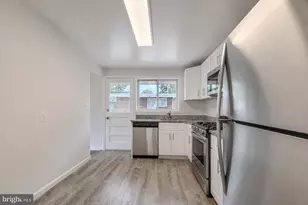 2421 Forest Green Rd, Baltimore, MD 21209 - Photo 4