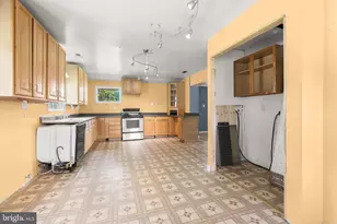 1212 Burke Rd, Baltimore, MD 21220 - Photo 16