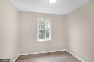 8507 Castlemill Cir, Nottingham, MD 21236 - Photo 16