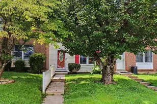 14 Fitzharding Pl, Owings Mills, MD 21117 - Photo 4
