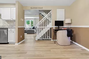 14 Fitzharding Pl, Owings Mills, MD 21117 - Photo 16