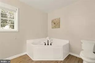1831 Clarke Blvd, Baltimore, MD 21227 - Photo 16