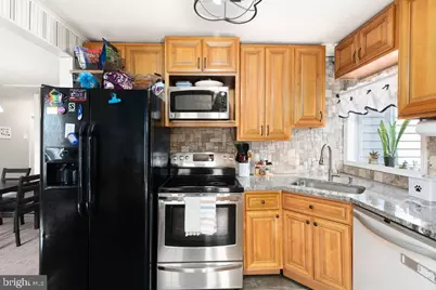 1853 Marshall Road, Baltimore, MD 21222 - Photo 8