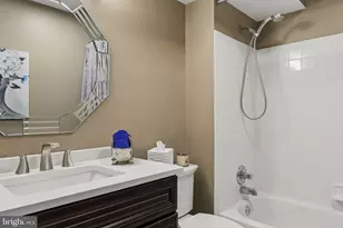 4 Wood Chester Ct, Baltimore, MD 21208 - Photo 50