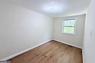 327 Bigley Ave, Baltimore, MD 21227 - Photo 24