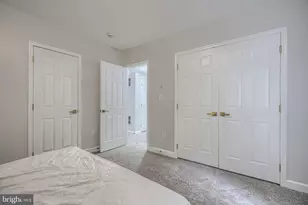 4 Carmichael Ct, Catonsville, MD 21228 - Photo 8
