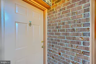 3 Ginford Pl, Baltimore, MD 21228 - Photo 10