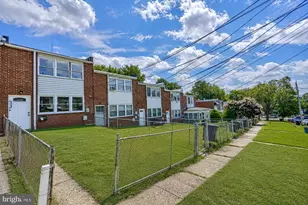 3219 Tartarian Ct, Baltimore, MD 21227 - Photo 4