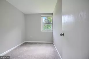 3219 Tartarian Ct, Baltimore, MD 21227 - Photo 26