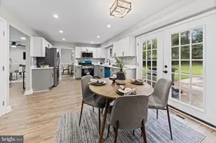 4125 Balmoral Cir, Pikesville, MD 21208 - Photo 14