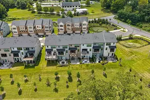 240 Hickory Holw Ct, Cockeysville, MD 21030 - Photo 46