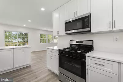 313 Academy Avenue, Reisterstown, MD 21136 - Photo 10