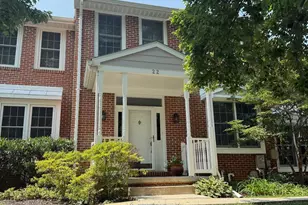 22 Iron Mill Garth, Cockeysville, MD 21030 - Photo 2
