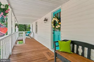 26 Hillside Ave, Cockeysville, MD 21030 - Photo 2