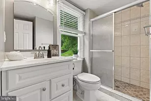 26 Hillside Ave, Cockeysville, MD 21030 - Photo 22