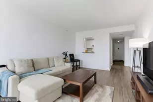 28 Allegheny Ave, Towson, MD 21204 - Photo 10