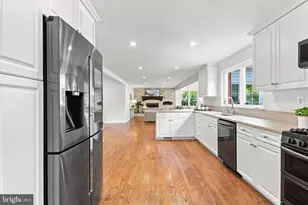 3 Bertwell Ct, Lutherville Timonium, MD 21093 - Photo 10