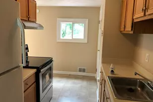 7313 Inwood Ave, Catonsville, MD 21228 - Photo 6