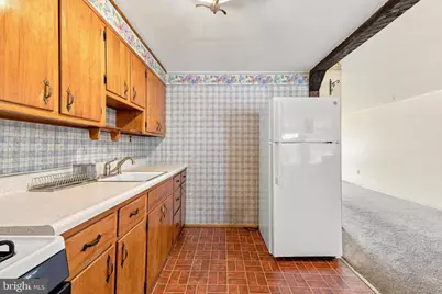 3138 Ryerson Circle, Halethorpe, MD 21227 - Photo 10