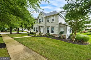 8912 Grummore Cir, Baltimore, MD 21208 - Photo 2