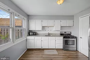 4447 Norfen Rd, Baltimore, MD 21227 - Photo 16