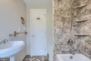 1 Arwell Ct, Baltimore, MD 21236 - Photo 28