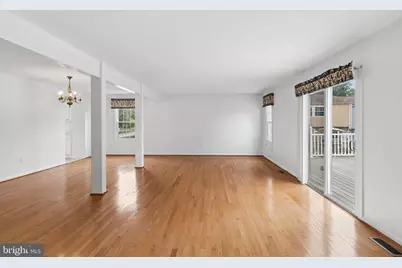 9310 Seven Courts Drive, Baltimore, MD 21236 - Photo 16