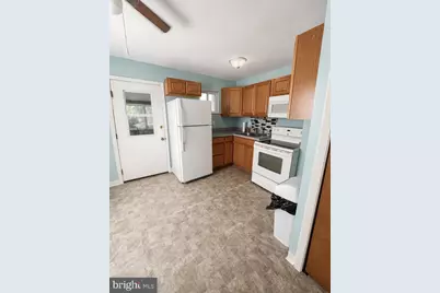 8142 Dundalk Avenue, Baltimore, MD 21222 - Photo 4