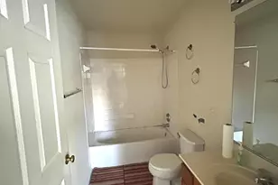 8901 Stone Creek Pl, Baltimore, MD 21208 - Photo 12