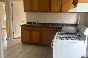 25 Egges Ln, Baltimore, MD 21228 - Photo 4