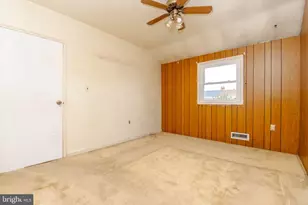 2001 Ormand Rd, Baltimore, MD 21222 - Photo 16