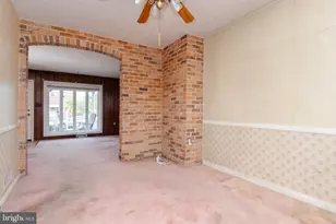 2001 Ormand Rd, Baltimore, MD 21222 - Photo 8