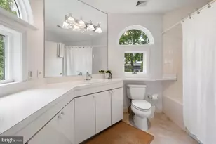 7819 Ellenham Ave, Baltimore, MD 21204 - Photo 38