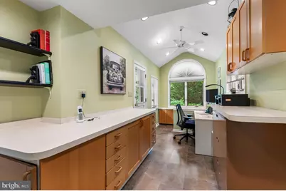 7819 Ellenham Avenue, Baltimore, MD 21204 - Photo 32