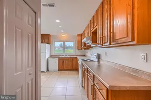 1927 Winder, Windsor Mill, MD 21244 - Photo 12