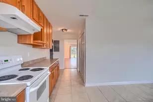 1927 Winder, Windsor Mill, MD 21244 - Photo 10