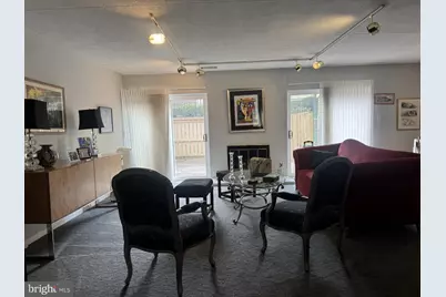10 Cobbler Court #F, Baltimore, MD 21208 - Photo 8