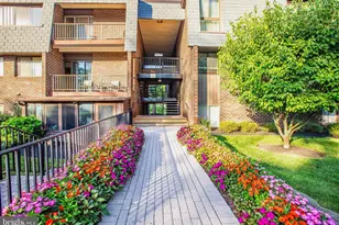 7 Stonehenge Cir, Baltimore, MD 21208 - Photo 1
